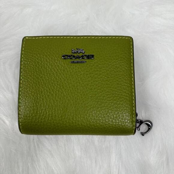 Coach Snap Wallet In Leather/Silver/Light Olive C2862 NWT - Picture 1 of 4